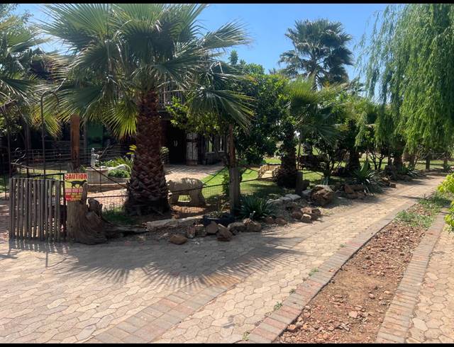 10 BEDROOM HOUSE FOR SALE IN HOMELANDS